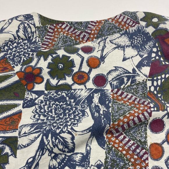 Vintage Floral Abstract Wildlife Nature Womens Henley 80s Shirt Fits like Medium - Picture 3 of 8